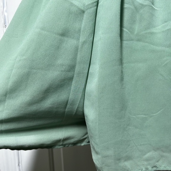 Charlotte Russe Green Halter Backless Dress Cocktail - Picture 6 of 10